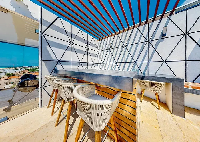 One Paralia 405 Hotel